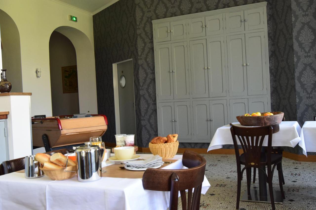 Chambres D'Hotes Le Clos Des Marronniers Douvres-la-Delivrande Exterior photo
